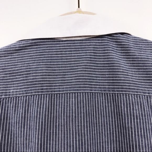 Ali & Kris Blue & White Striped Fitted Button-Up Shirt - Picture 4 of 8